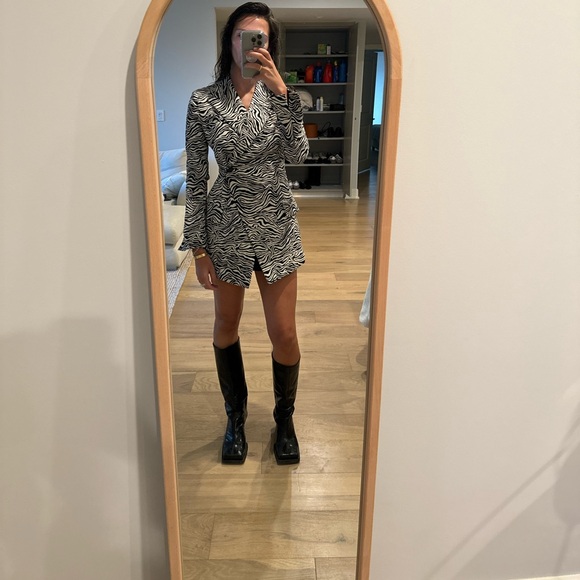 Animal Print Blazer - Picture 4 of 6